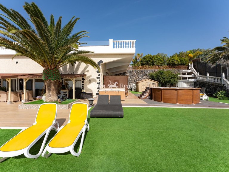 Villa for Sale in Adeje, Tenerife 35