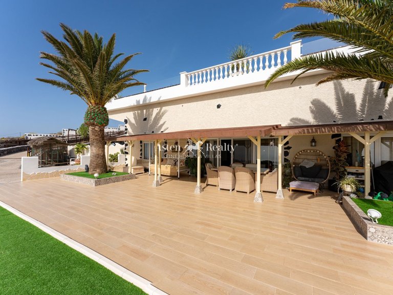 Villa for Sale in Adeje, Tenerife 36