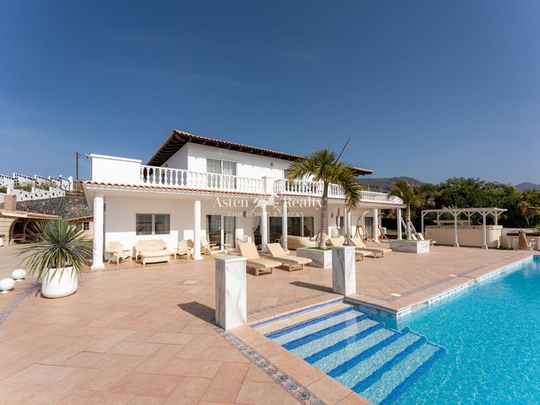 Villa for Sale in Adeje, Tenerife 41