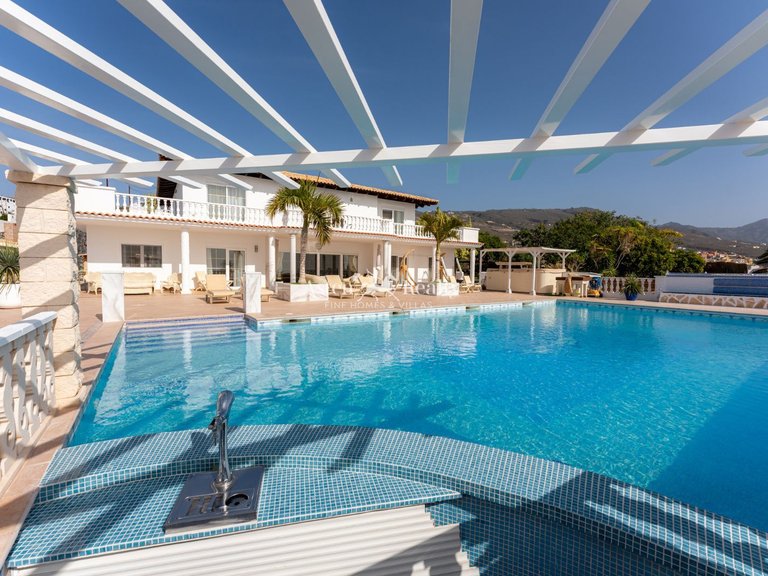 Villa for Sale in Adeje, Tenerife 42