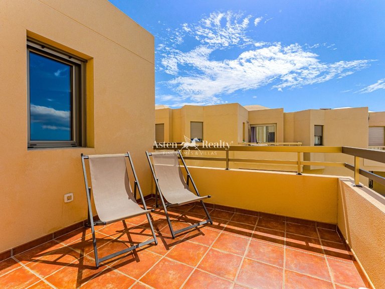 Town House for Sale in El Medano, Tenerife 16