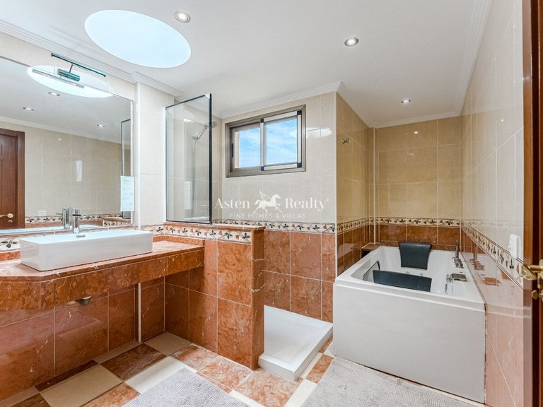 Town House for Sale in El Medano, Tenerife 20