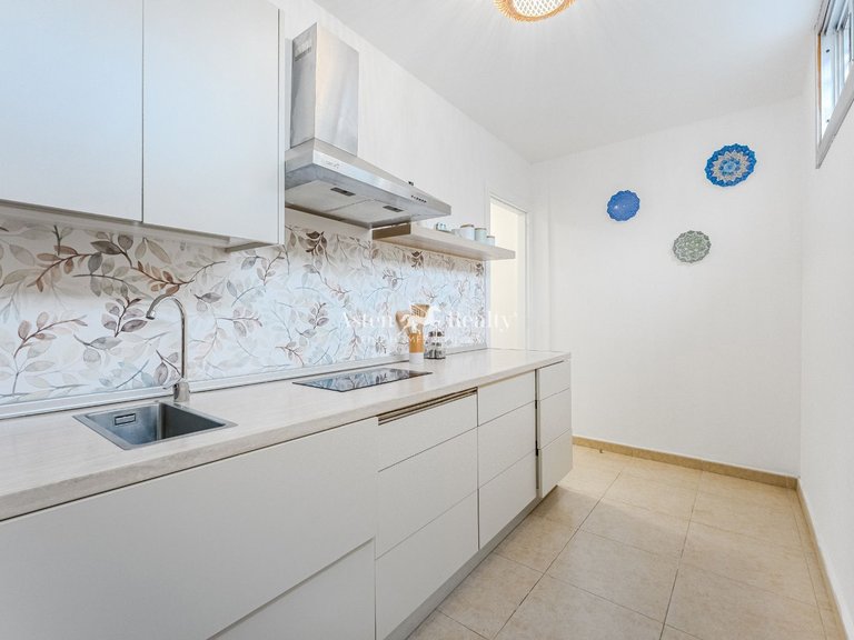 Town House for Sale in Playa San Juan, Tenerife 4