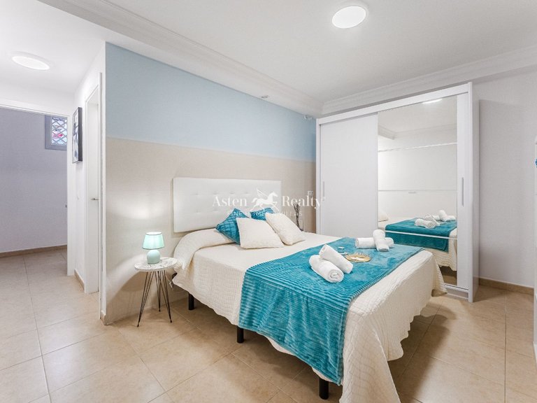 Town House for Sale in Playa San Juan, Tenerife 13