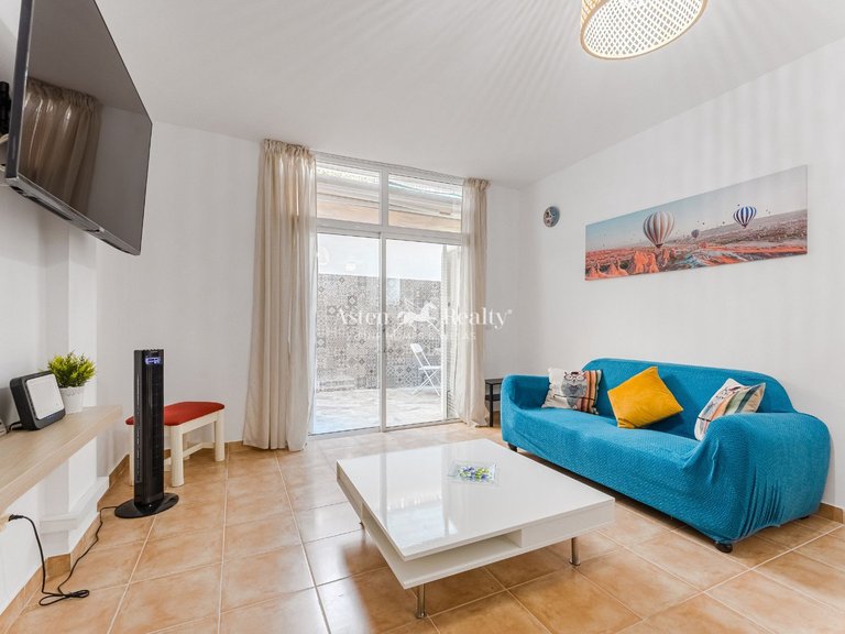 Apartment for Sale in Playa Paraíso, Tenerife 2