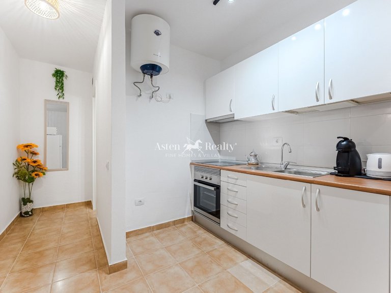 Apartment for Sale in Playa Paraíso, Tenerife 7