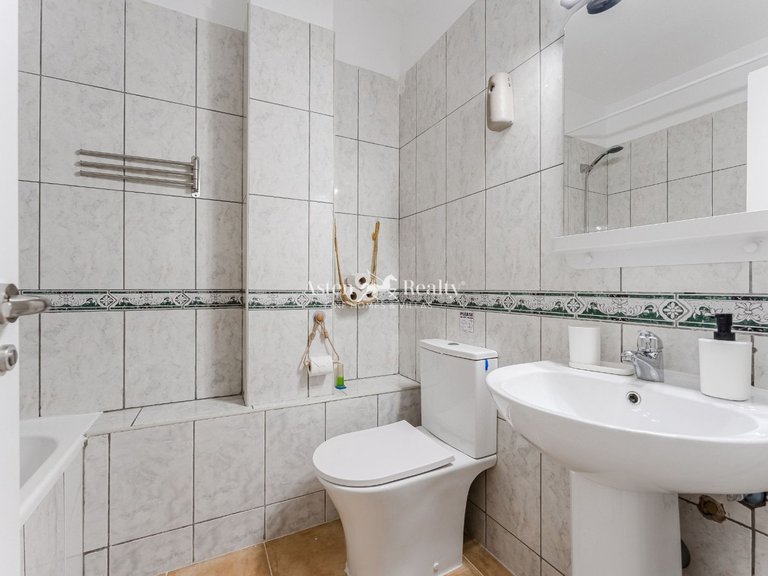 Apartment for Sale in Playa Paraíso, Tenerife 11