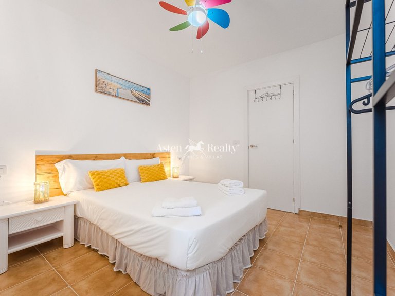 Apartment for Sale in Playa Paraíso, Tenerife 13