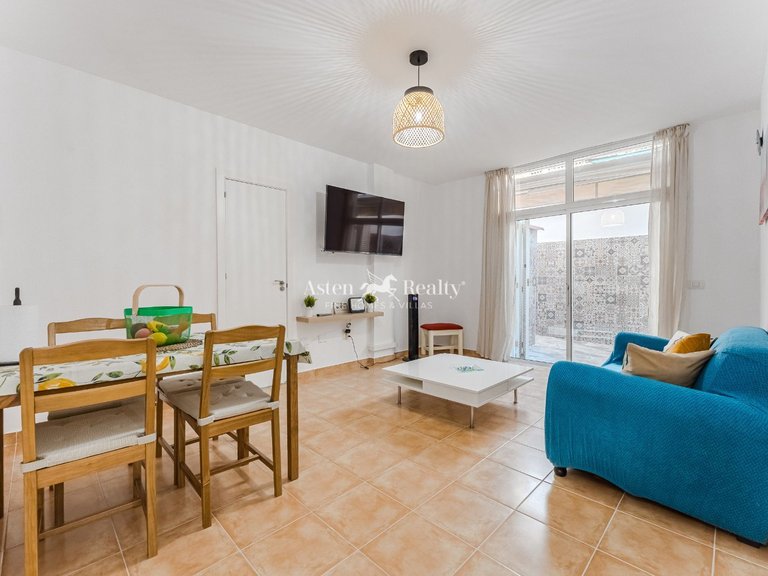 Apartment for Sale in Playa Paraíso, Tenerife 5