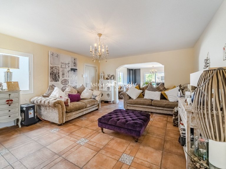 Villa for Sale in San Miguel, Tenerife 11