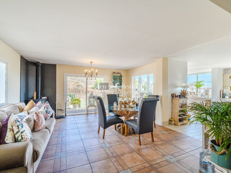 Villa for Sale in San Miguel, Tenerife 12