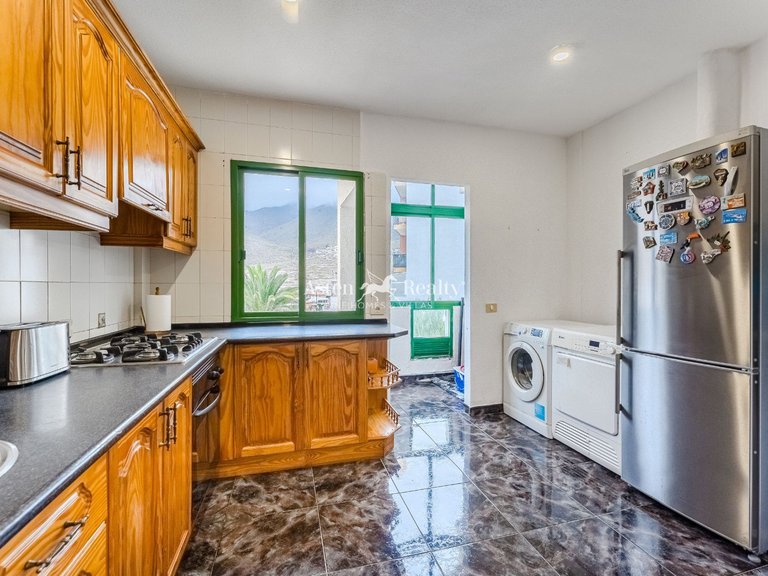 Town House for Sale in Adeje, Tenerife 7