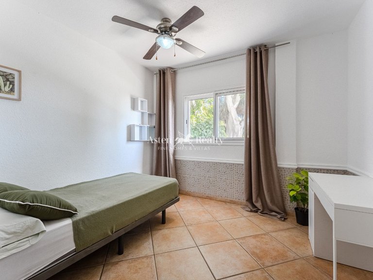 Villa for Sale in Guia De Isora, Tenerife 22