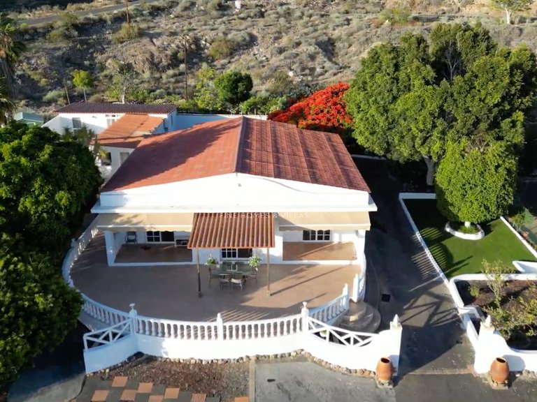 Villa for Sale in Guia De Isora, Tenerife 44