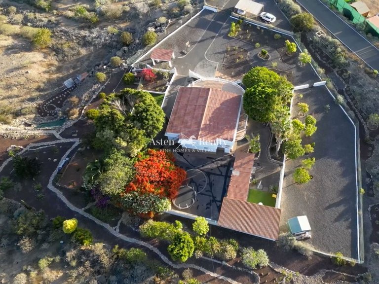 Villa for Sale in Guia De Isora, Tenerife 45