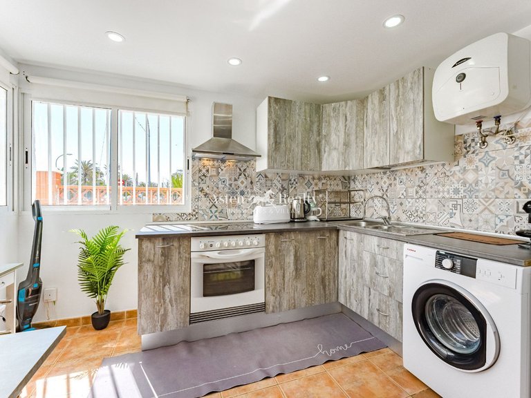 Town House for Sale in Costa Del Silencio, Tenerife 8