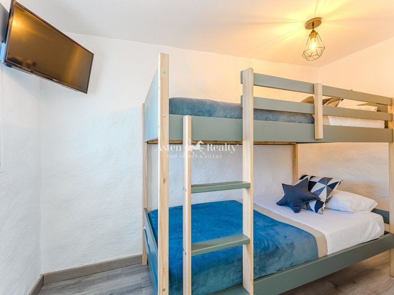 Town House for Sale in Costa Del Silencio, Tenerife 24