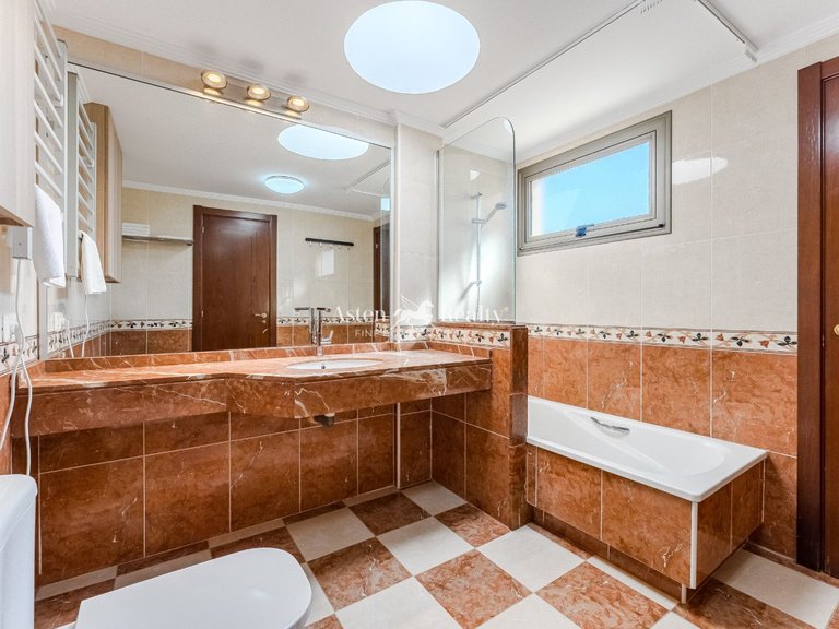 Town House for Sale in El Medano, Tenerife 15