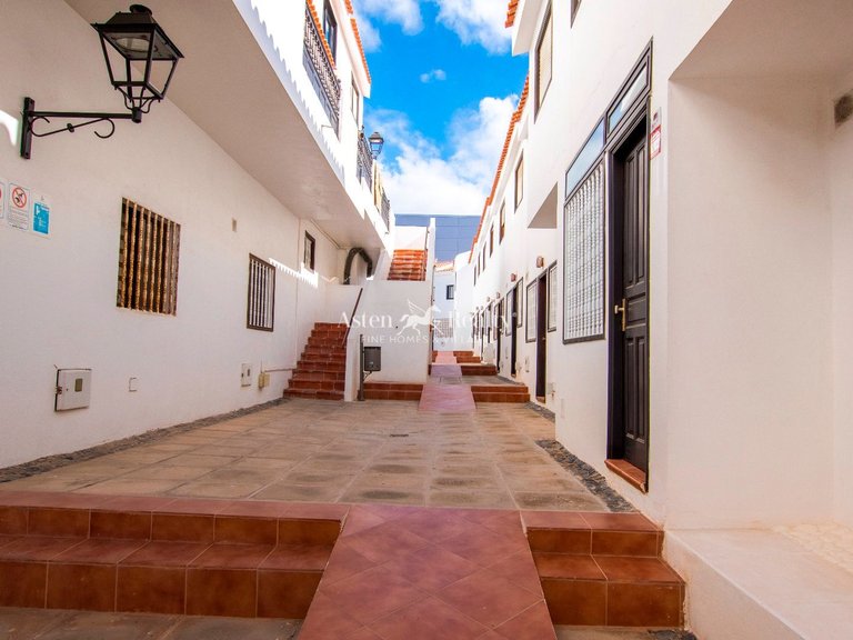 Town House for Sale in Playa San Juan, Tenerife 4