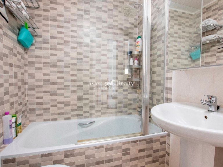 Town House for Sale in Playa San Juan, Tenerife 29