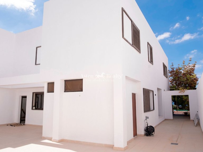 Villa for Sale in Torviscas Alto, Tenerife 17
