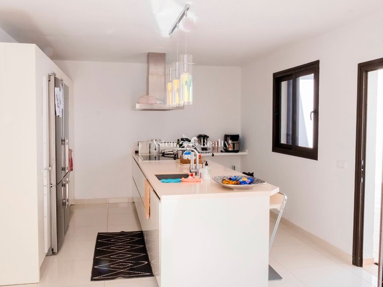 Villa for Sale in Torviscas Alto, Tenerife 15