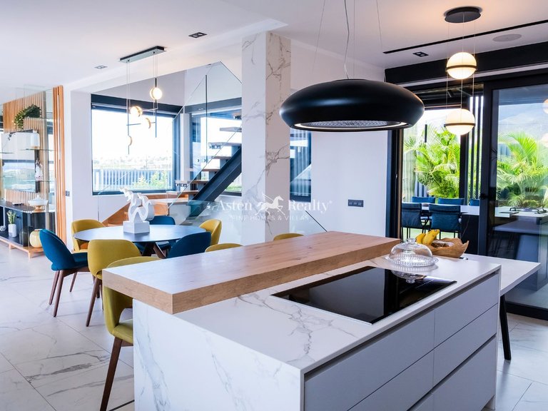 Villa for Sale in Torviscas Alto, Tenerife 5