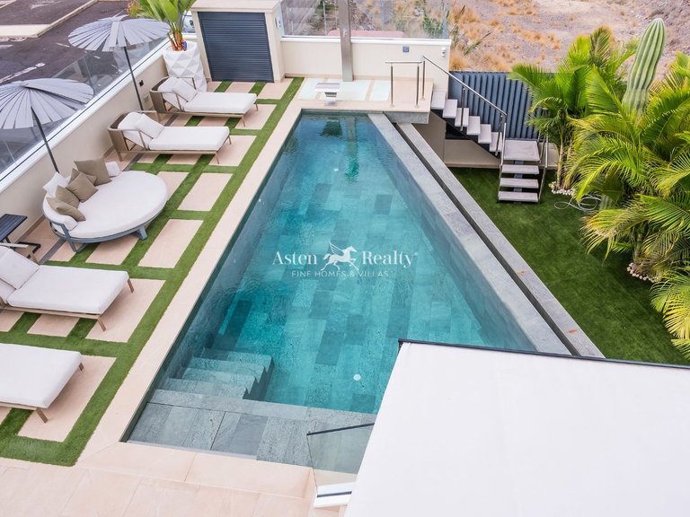 Villa for Sale in Torviscas Alto, Tenerife 31