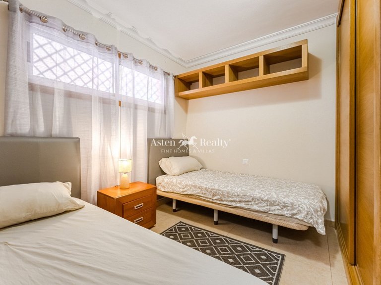 Town House for Sale in Playa San Juan, Tenerife 10