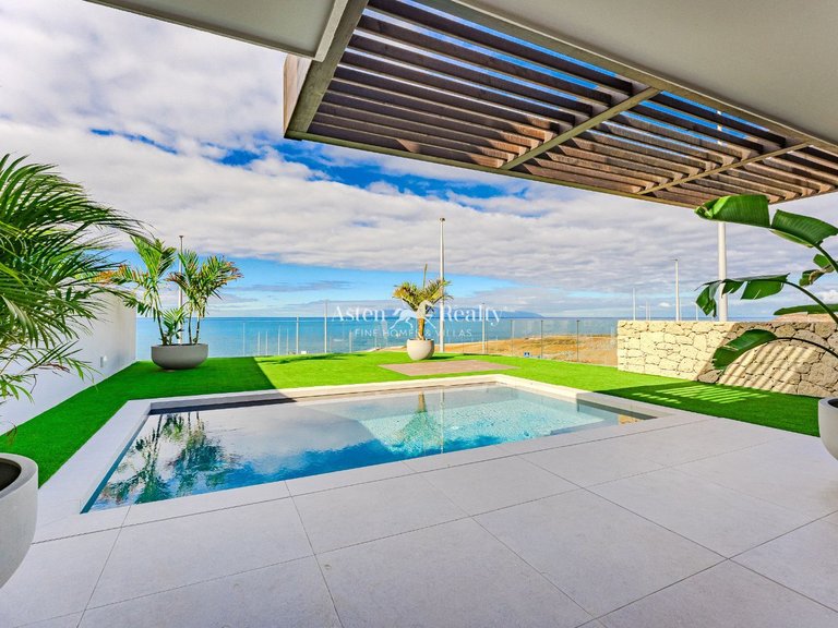 Villa for Sale in Callao Salvaje, Tenerife 3