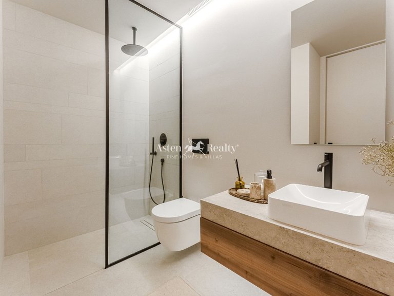 Villa for Sale in Callao Salvaje, Tenerife 7