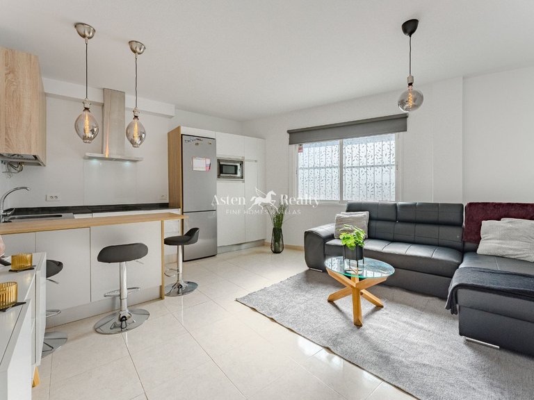 Apartment for Sale in Valle De San Lorenzo, Tenerife 3