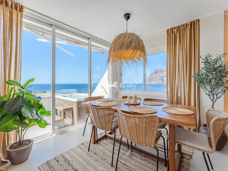 Apartment for Sale in Acantilados De Los Gigantes, Tenerife 8