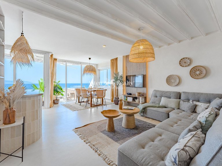Apartment for Sale in Acantilados De Los Gigantes, Tenerife 12