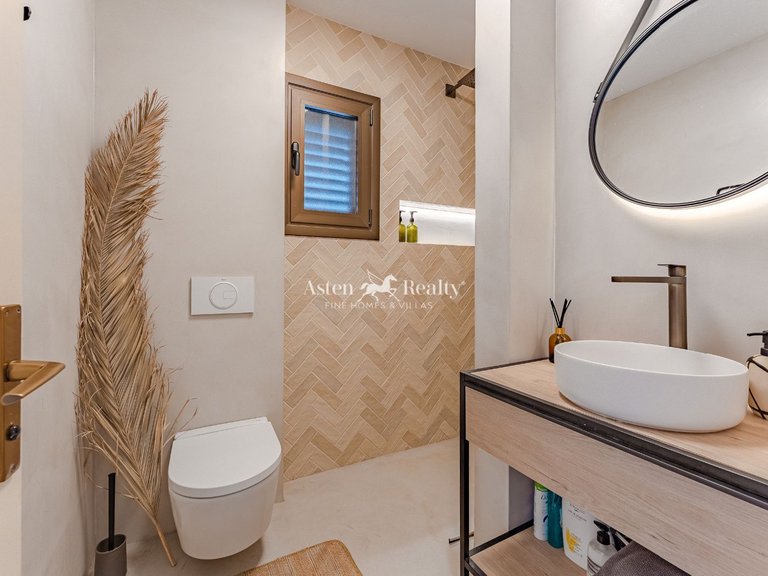 Apartment for Sale in Acantilados De Los Gigantes, Tenerife 19