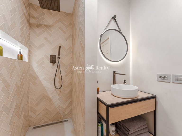 Apartment for Sale in Acantilados De Los Gigantes, Tenerife 20