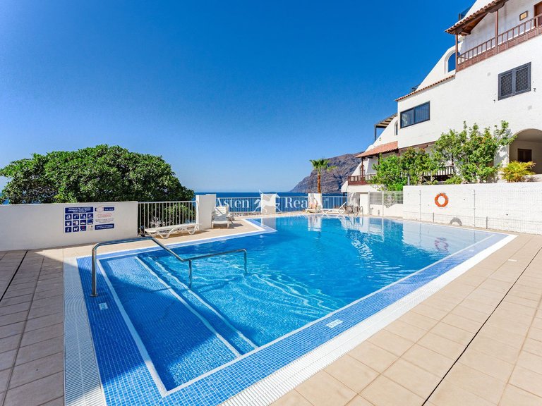 Apartment for Sale in Acantilados De Los Gigantes, Tenerife 24