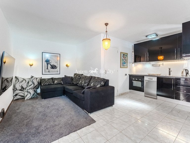 Villa for Sale in Palm-mar, Tenerife 3