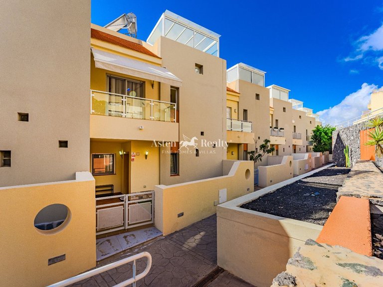 Town House for Sale in Puerto De Santiago, Tenerife 2