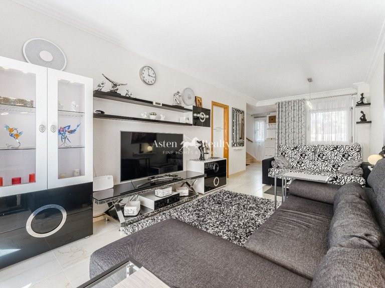 Town House for Sale in Puerto De Santiago, Tenerife 8