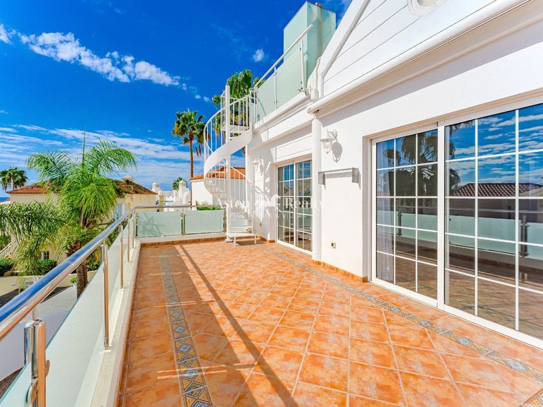 Penthouse for Sale in Torviscas Bajo, Tenerife 5