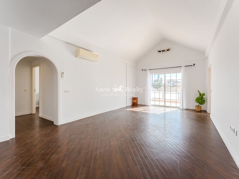 Penthouse for Sale in Torviscas Bajo, Tenerife 11