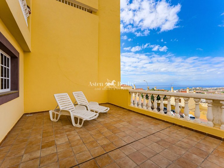 Apartment for Sale in Torviscas Alto, Tenerife 2