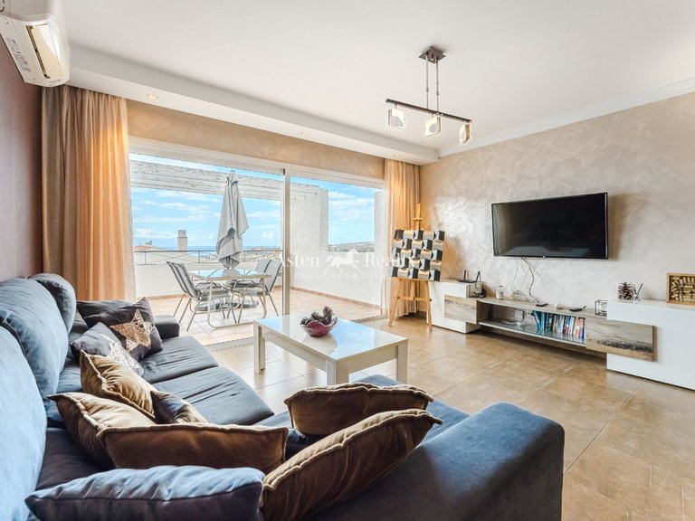 Penthouse for Sale in Torviscas Alto, Tenerife 1