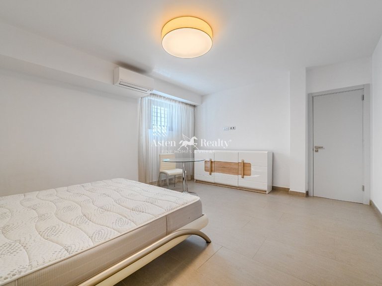 Villa for Sale in Torviscas Alto, Tenerife 32