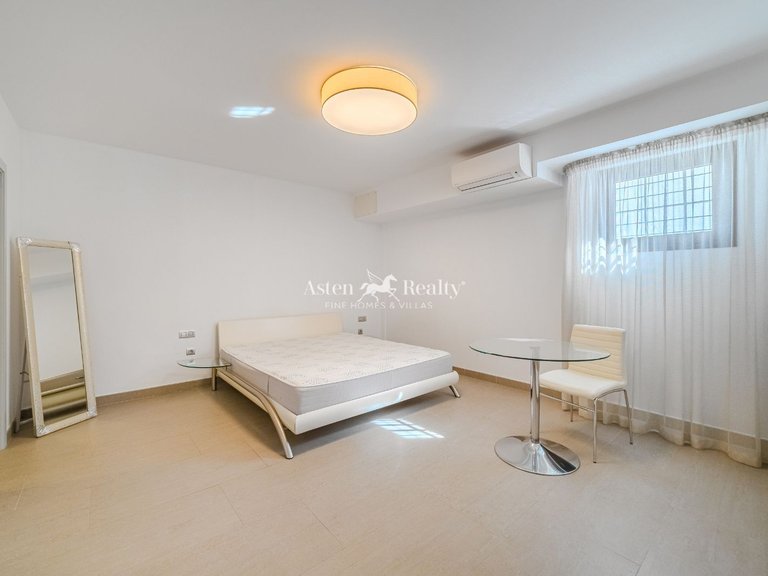 Villa for Sale in Torviscas Alto, Tenerife 31