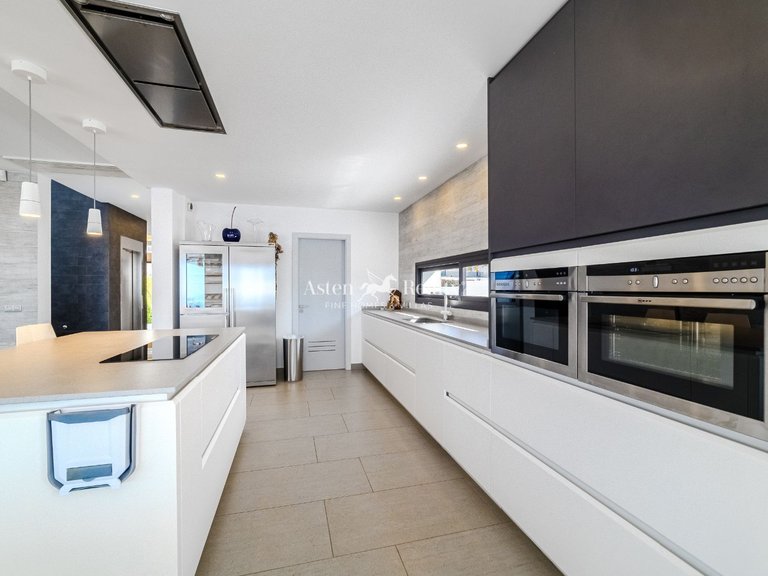 Villa for Sale in Torviscas Alto, Tenerife 21