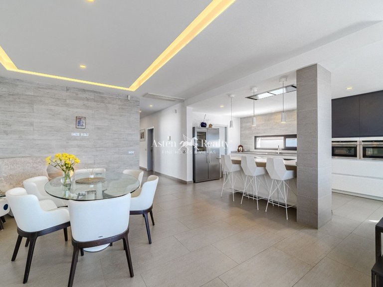 Villa for Sale in Torviscas Alto, Tenerife 19