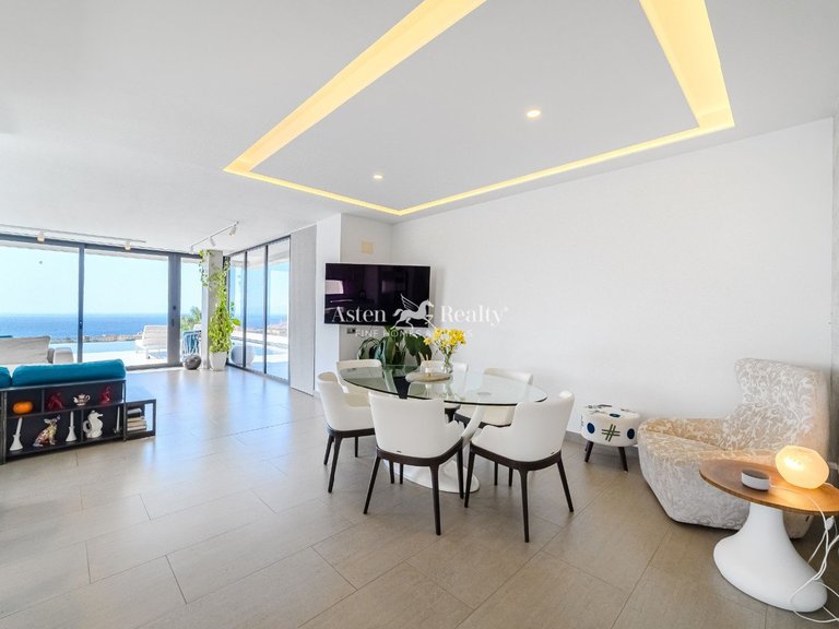 Villa for Sale in Torviscas Alto, Tenerife 18