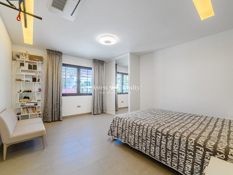 Villa for Sale in Torviscas Alto, Tenerife 36